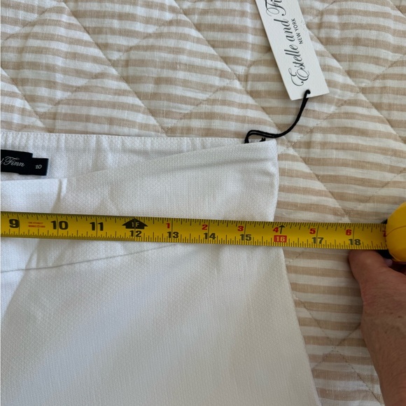 Estelle and Finn White Pique Stretch Step Hem Ankle Pants - Picture 8 of 10